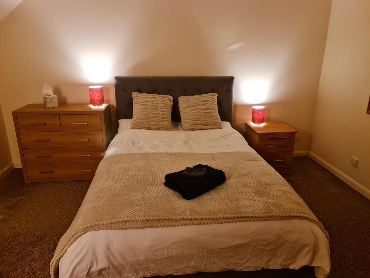 BeithComfortable 2 Bed Townhouse. Near To Amenities.アパートメント エクステリア 写真