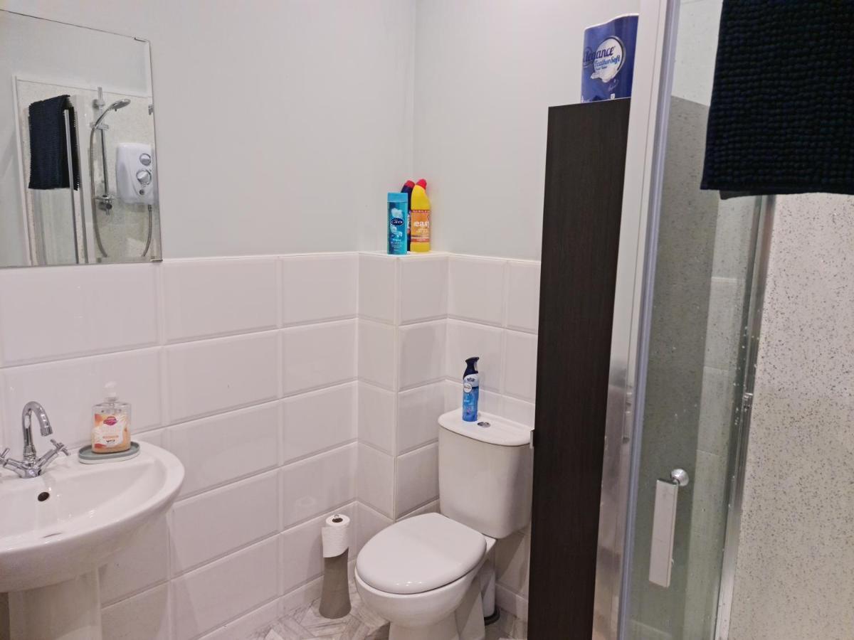 BeithComfortable 2 Bed Townhouse. Near To Amenities.アパートメント エクステリア 写真
